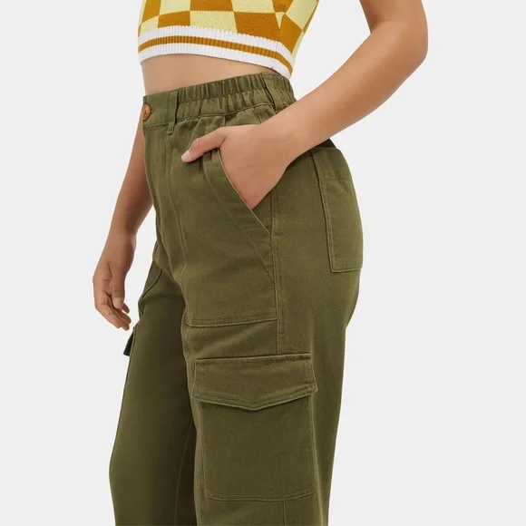 UGG - Kensley Cargo Pant - Olive - Picture 3 of 15